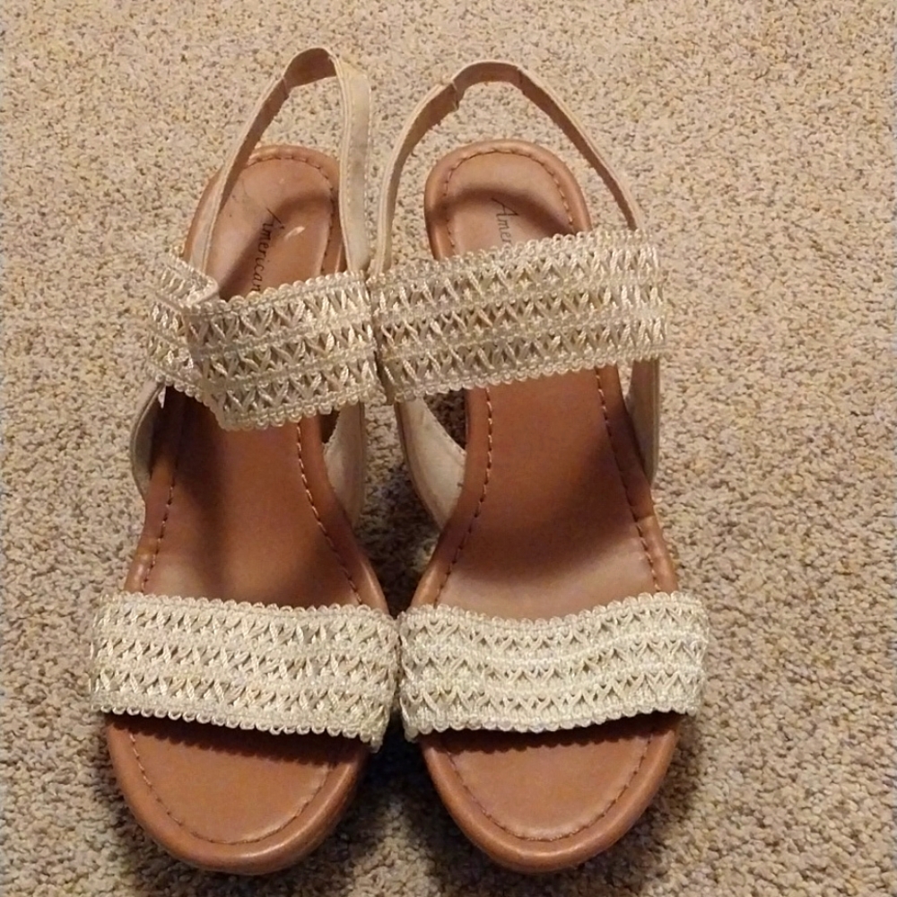 AMERICAN EAGLE SHOES